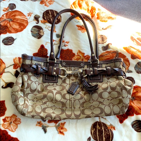 Coach Handbags - Vintage Coach Purse